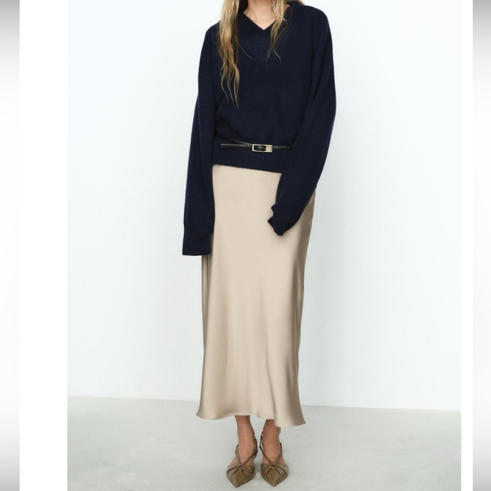 NWT ZARA Elegant Tan Satin Skirt - Picture 6 of 7